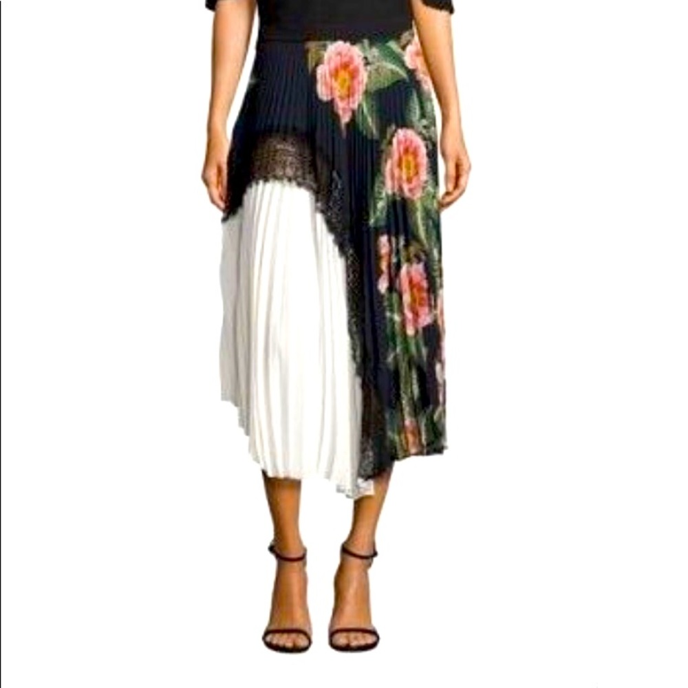 Delfi Collective Pleated Clara Floral Skirt